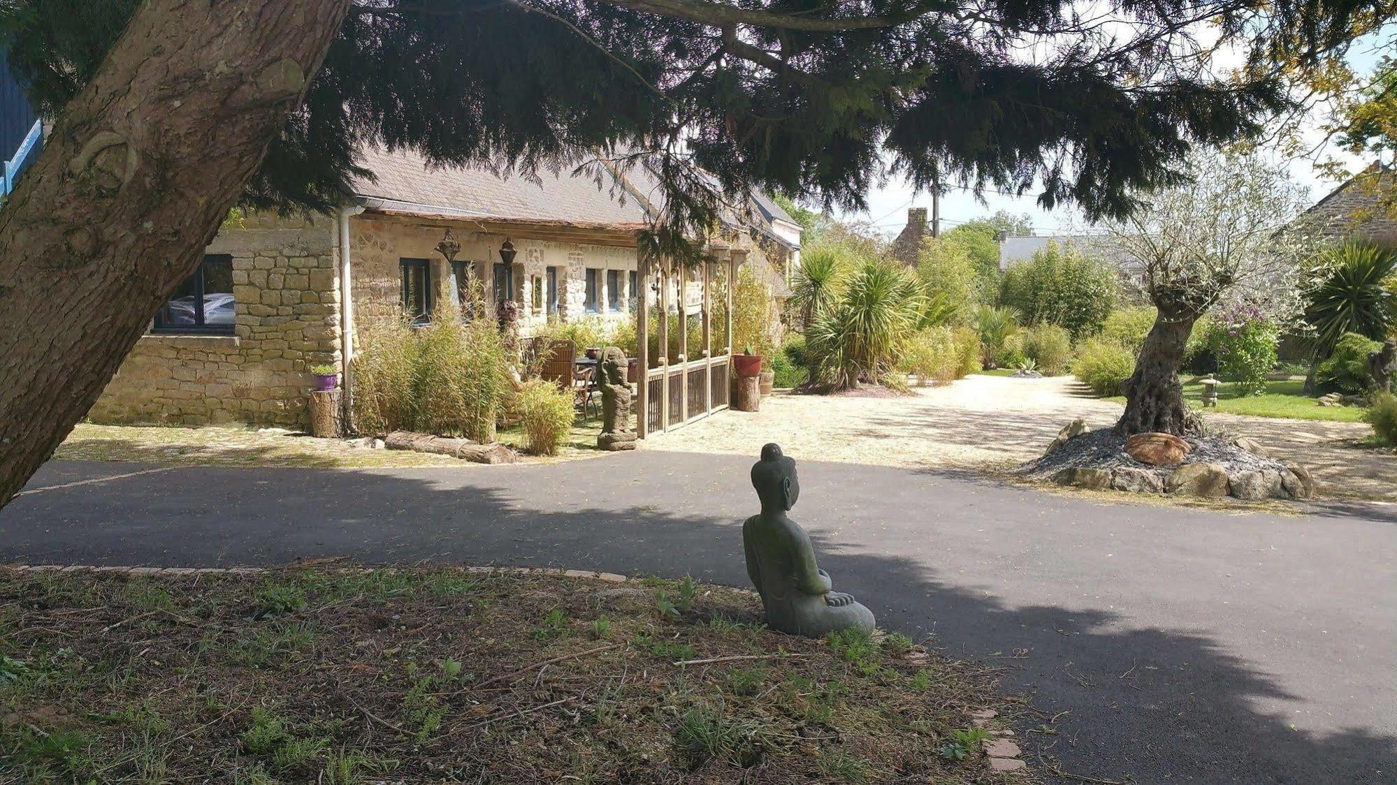 Le Domaine De Saint-thomin Bed and breakfast
